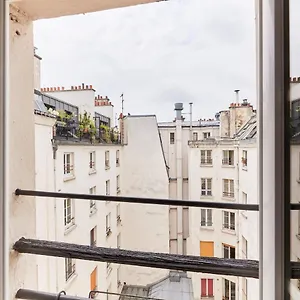 Montmartre - Rue Richer Paris