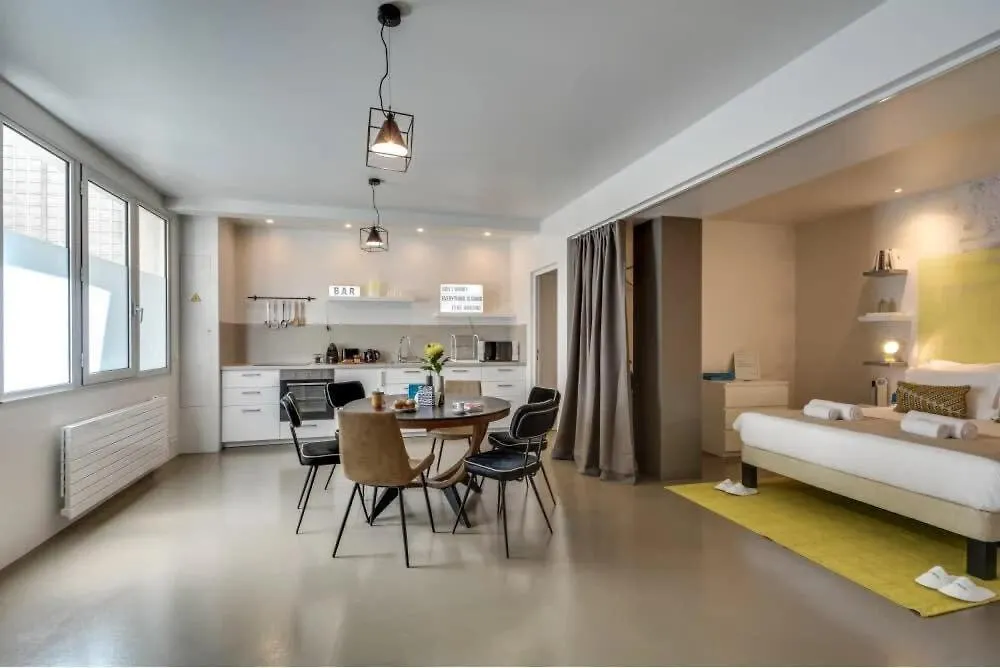 Modern And Eclectic 3Bd Duplex In Le Marais! Διαμέρισμα Παρίσι