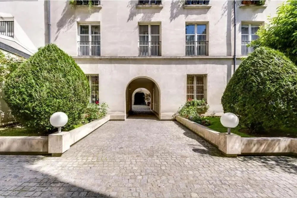 Modern And Eclectic 3Bd Duplex In Le Marais! Apartment Paris France
